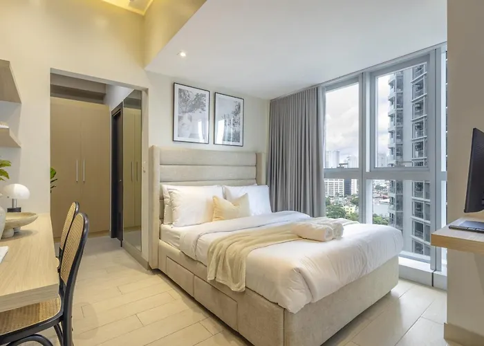 Uptown Luxe 2br With Bathtub Work And Relax In Bgc *