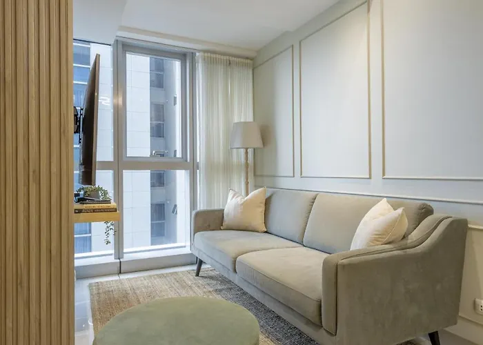 Uptown Luxe 2br With Bathtub Work And Relax In Bgc Apartamento