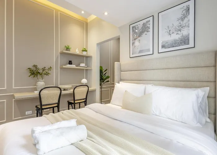 Uptown Luxe 2br With Bathtub Work And Relax In Bgc Manila