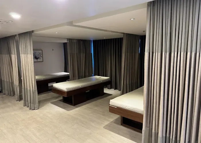 Uptown Luxe 2br With Bathtub Work And Relax In Bgc Apartamento Manila