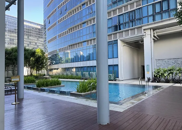 Uptown Luxe 2br With Bathtub Work And Relax In Bgc * Manila
